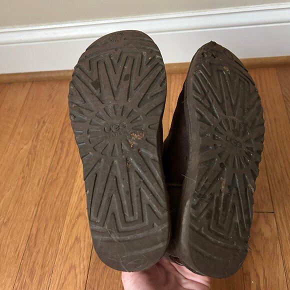 Ugg Australia Classic Chocolate Brown Short Winter Snow Boot Women’s Size 7 - Picture 6 of 7